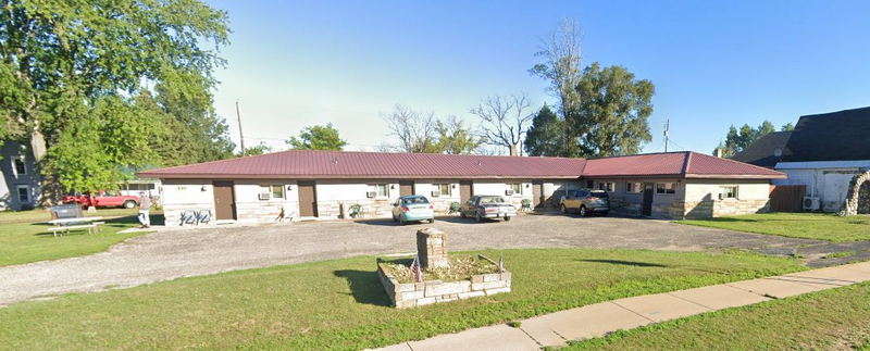 Wildfong Motel (Watsons Motel) - 2022 Street View (newer photo)